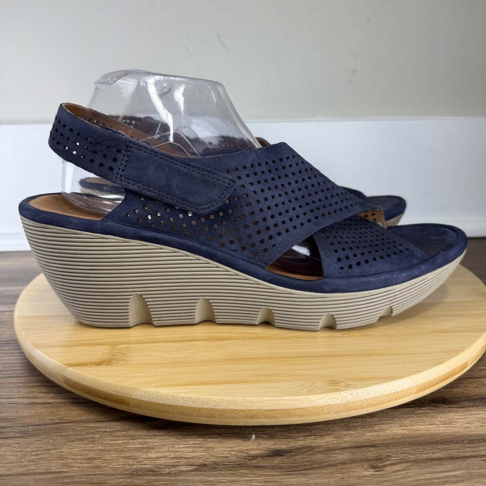 Excellent Clarks Petula Viola Wedge Sandal Women 12 Navy Blue Leather Perforated
